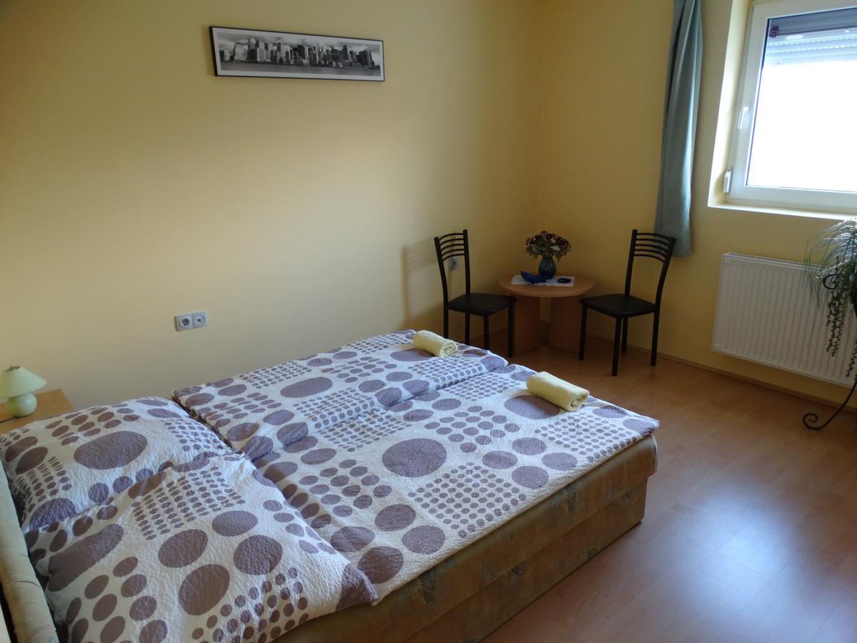Herkules Apartman 잘라카로쉬 외부 사진