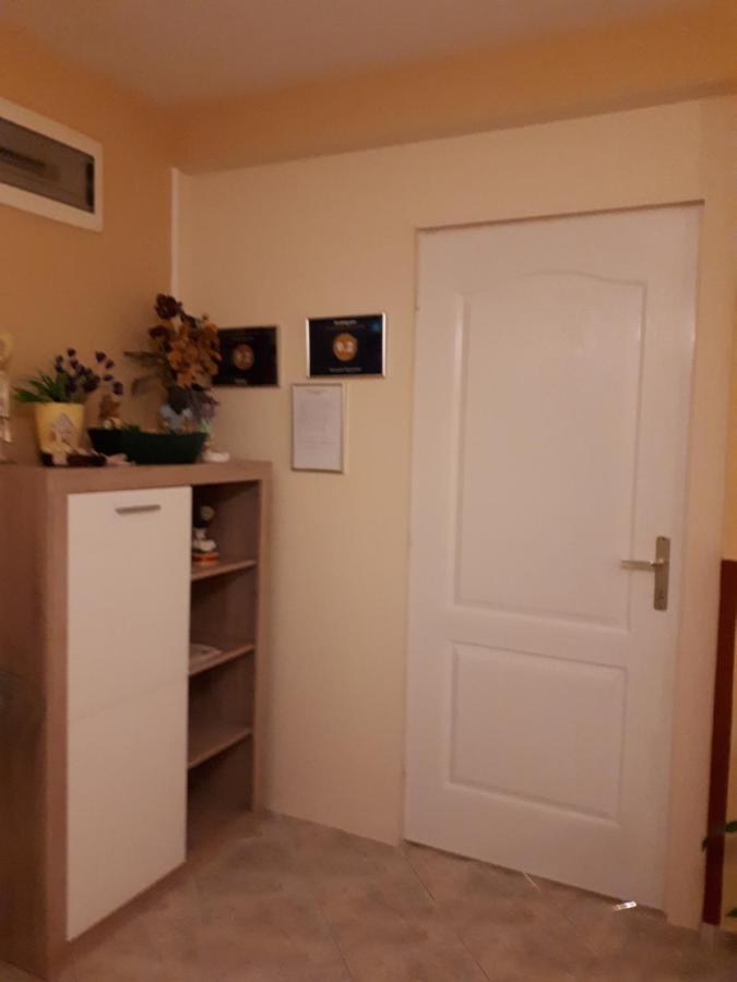 Herkules Apartman 잘라카로쉬 외부 사진